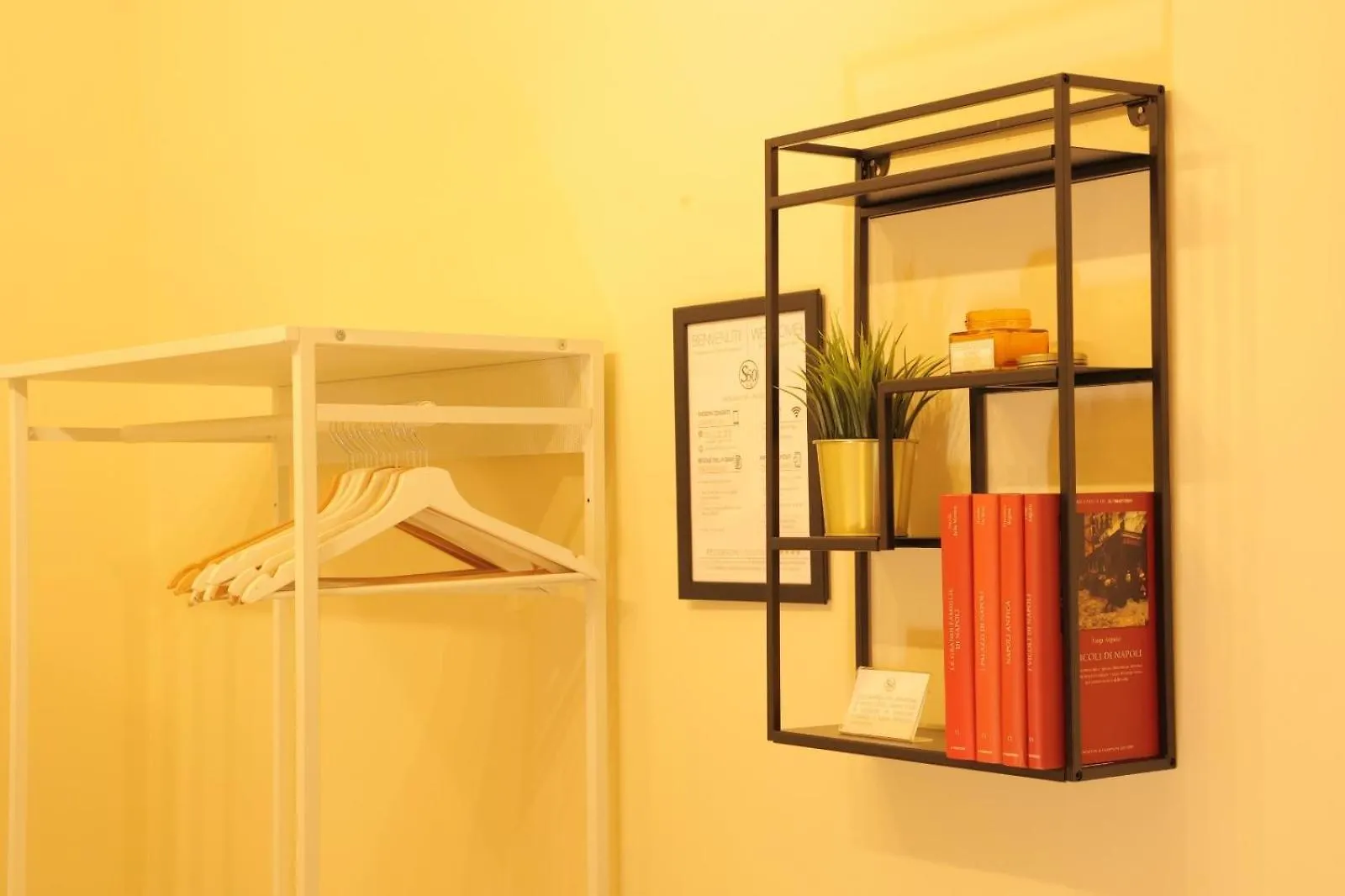 Bed & Breakfast B&B Scarlatti 60 Naples Italy