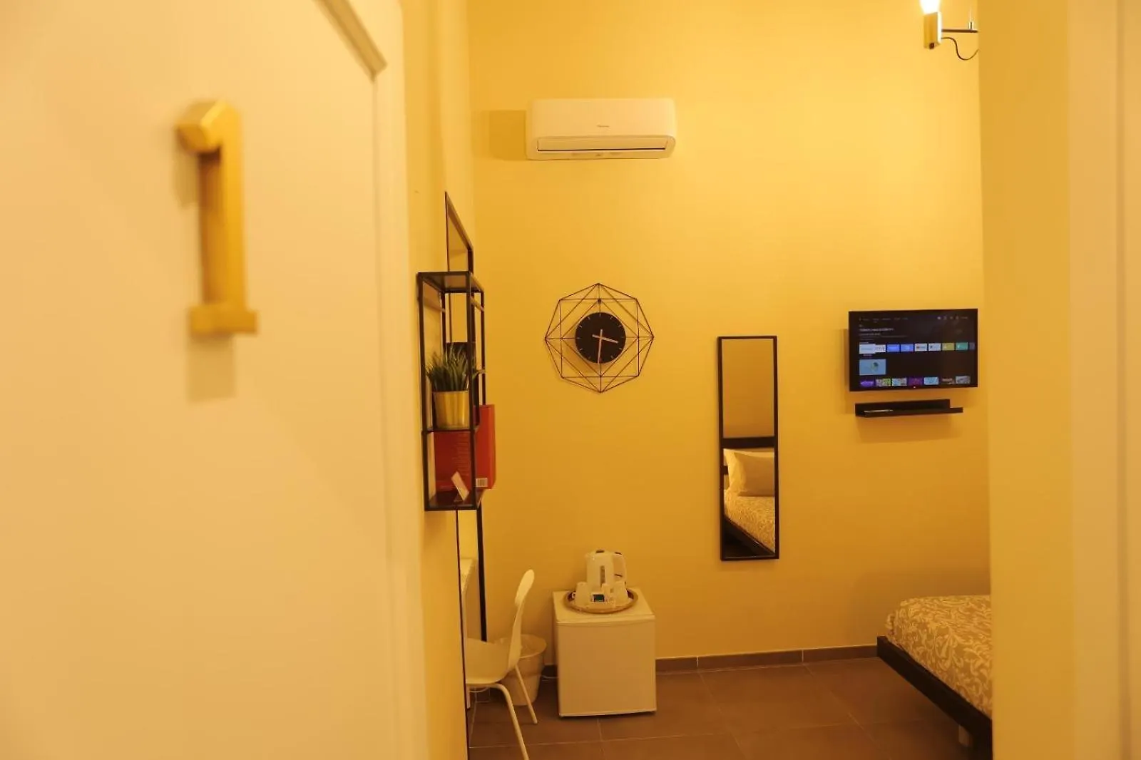 B&B Scarlatti 60 Naples Bed & Breakfast